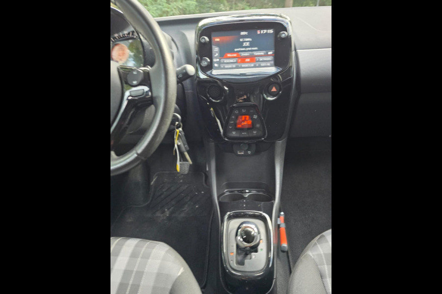 Peugeot 108 1.0 e-VTi Allure TOP! | AUTOMAAT | 2E EIGENAAR | 3/6 OF 12MND GARANTIE | CAMERA |