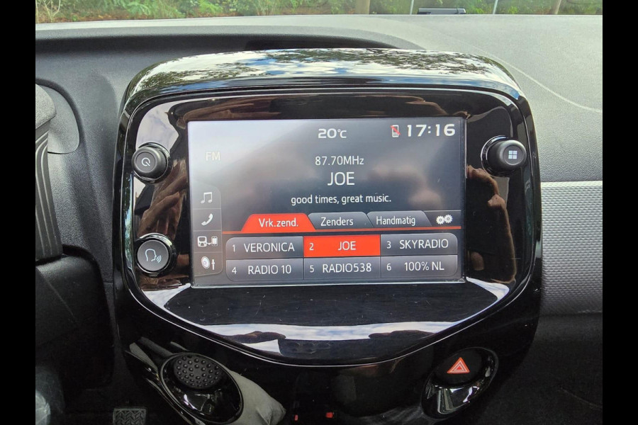 Peugeot 108 1.0 e-VTi Allure TOP! | AUTOMAAT | 2E EIGENAAR | 3/6 OF 12MND GARANTIE | CAMERA |