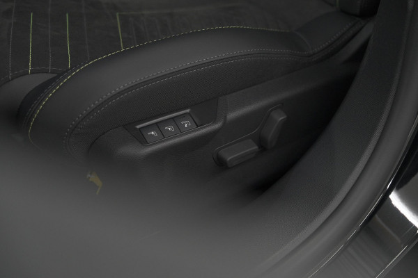 Peugeot e-2008 EV GT 54 kWh | 11 KW Lader | Warmtepomp | Camera | Alcantara Pakket | Stoelmassage