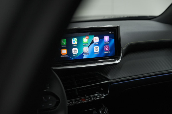 Peugeot e-2008 EV GT 54 kWh | 11 KW Lader | Warmtepomp | Camera | Alcantara Pakket | Stoelmassage