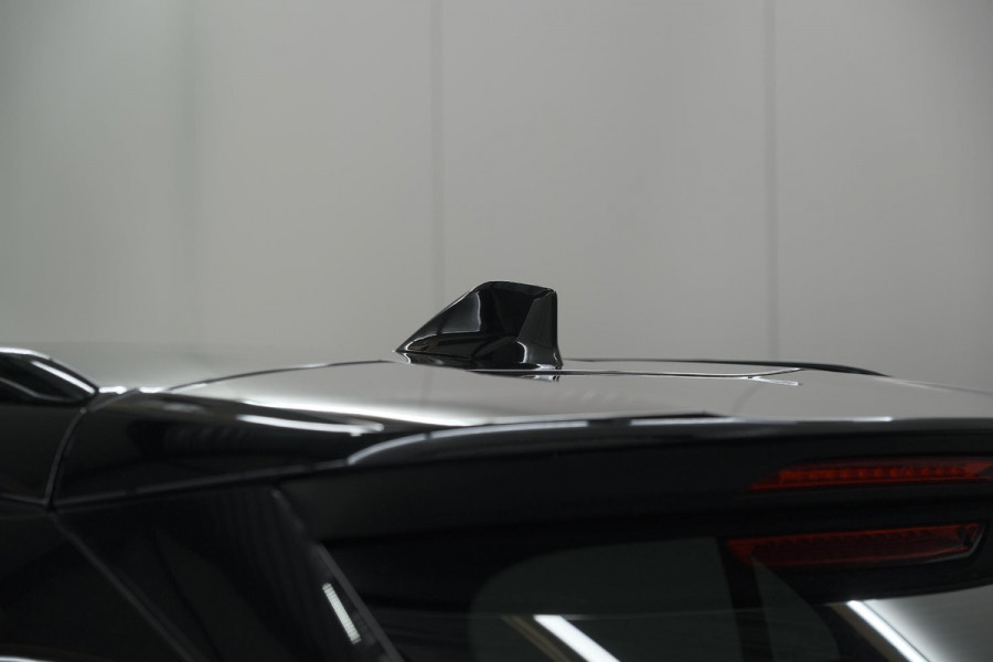 Peugeot e-2008 EV GT 54 kWh | 11 KW Lader | Warmtepomp | Camera | Alcantara Pakket | Stoelmassage
