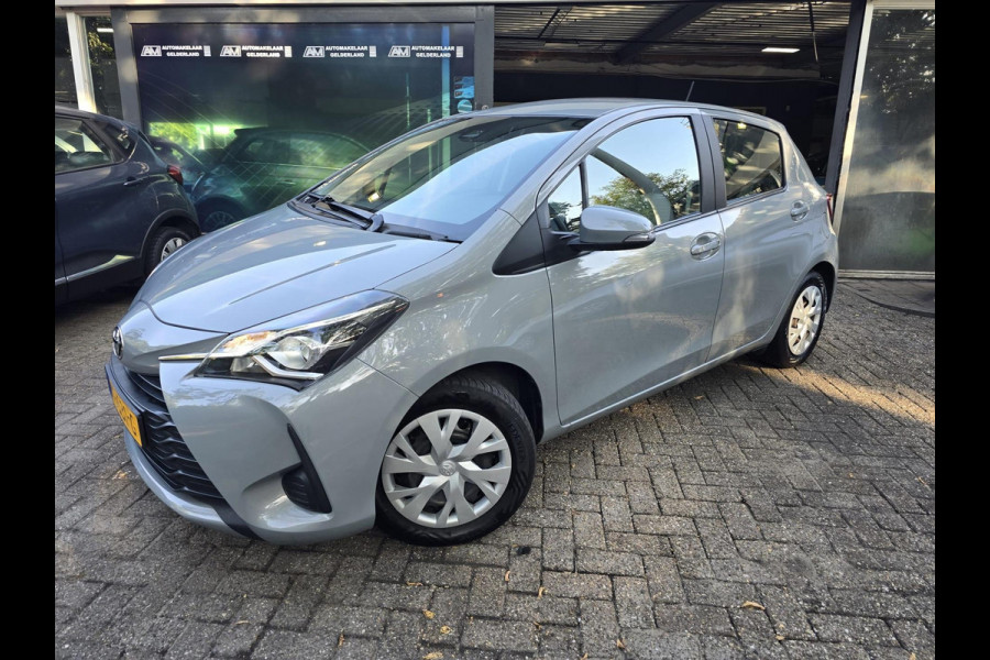 Toyota Yaris 1.5 VVT-i Active | 2E EIGENAAR | 3/6 OF 12 MND GARANTIE | CAMERA | AIRCO | NW APK |