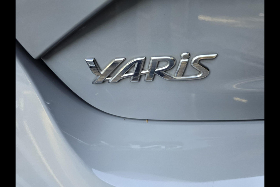 Toyota Yaris 1.5 VVT-i Active | 2E EIGENAAR | 3/6 OF 12 MND GARANTIE | CAMERA | AIRCO | NW APK |