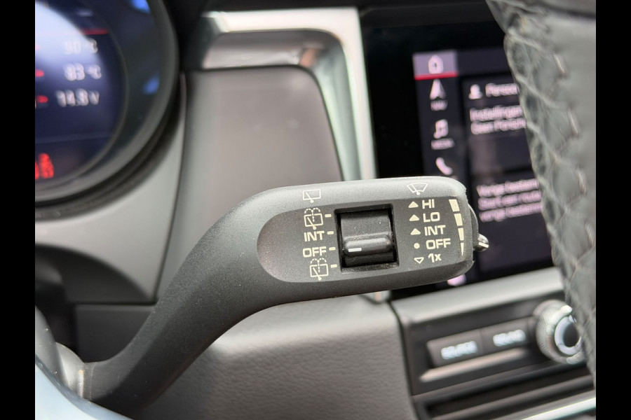 Porsche Macan 2.0 | Panoramadak | Sportchrono | Memory Seats | Elektrische Stoelen 18 Weg Verstelbaar | Apple Carplay | PDLS LED | Luchtvering | Camera | Leer | Navigatie | Dodehoekdetectie | Cruise Control |