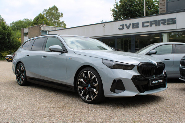 BMW i5 Touring EDrive40 M Sport Edition 84 kWh
