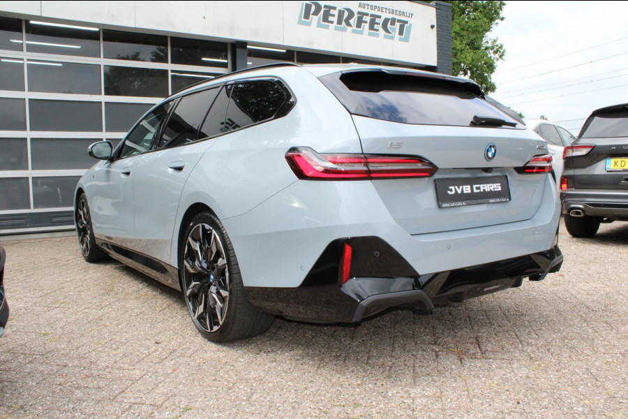 BMW i5 Touring EDrive40 M Sport Edition 84 kWh