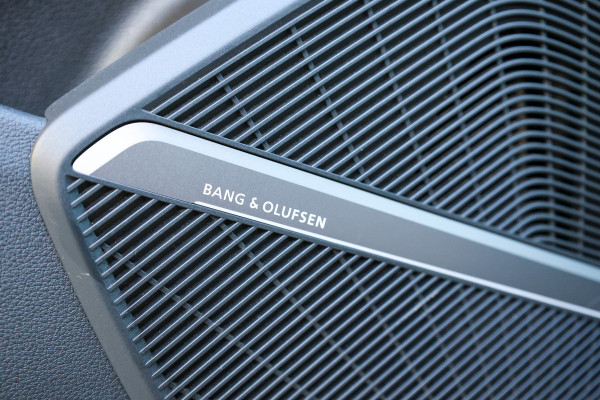 Audi Q5 55 TFSI e quattro Competition | S-LINE | SOH 86% | LEDER | B&O | ACC | LUCHTVERING | TREKHAAK | HUD |