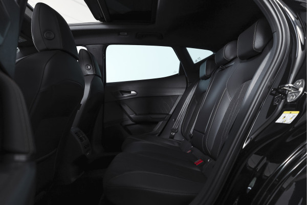 CUPRA Formentor 1.5 TSI e-Hybrid 204 PK Business | S/K-Panodak | Matrix Led | Elek Trekhaak | Dig. Cockpit | Adapt. Cruise | Stoel-+Stuurverw. | PDC | Camera | App. Connect | ECC | Elek. Klep | LM 19" | 7059