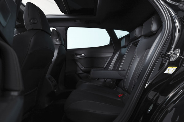 CUPRA Formentor 1.5 TSI e-Hybrid 204 PK Business | S/K-Panodak | Matrix Led | Elek Trekhaak | Dig. Cockpit | Adapt. Cruise | Stoel-+Stuurverw. | PDC | Camera | App. Connect | ECC | Elek. Klep | LM 19" | 7059