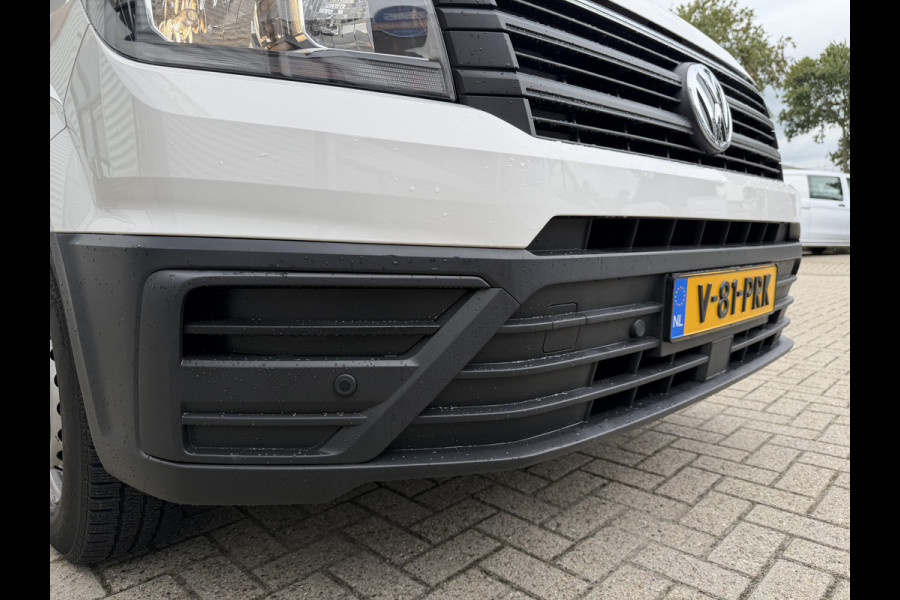 Volkswagen Crafter 35 2.0 TDI 140pk L4H3 ( voorheen L3H2 ) Comfortline / vaste prijs rijklaar € 19.950 ex btw / lease vanaf € 336 / euro 6 / bpm vrij / airco / 270 graden achterdeuren / achteruit rijcamera