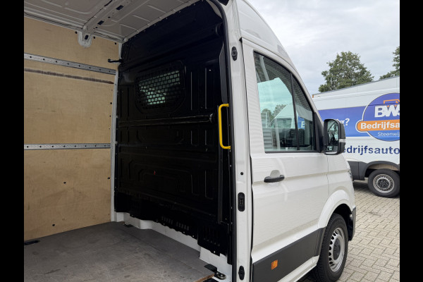 Volkswagen Crafter 35 2.0 TDI 140pk L4H3 ( voorheen L3H2 ) Comfortline / vaste prijs rijklaar € 19.950 ex btw / lease vanaf € 336 / euro 6 / bpm vrij / airco / 270 graden achterdeuren / achteruit rijcamera