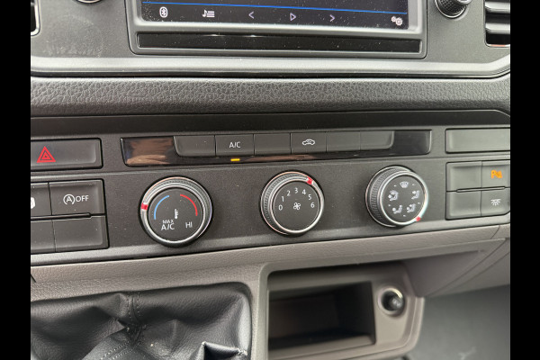 Volkswagen Crafter 35 2.0 TDI 140pk L4H3 ( voorheen L3H2 ) Comfortline / vaste prijs rijklaar € 19.950 ex btw / lease vanaf € 336 / euro 6 / bpm vrij / airco / 270 graden achterdeuren / achteruit rijcamera