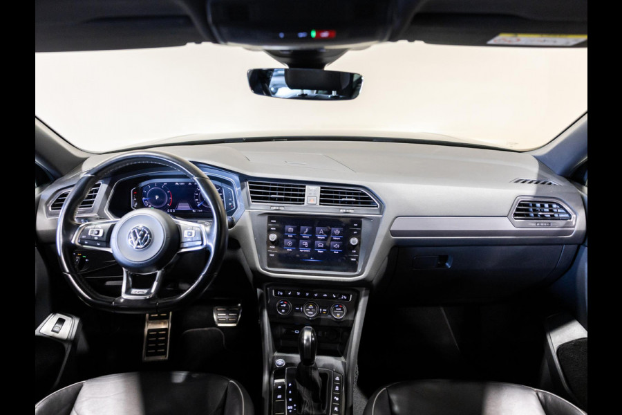 Volkswagen Tiguan Allspace 1.5 TSI 2x R-Line Blackstyle / 150pk / Panorama dak / Rondomzicht camera / Stoelverwarming / Leder /