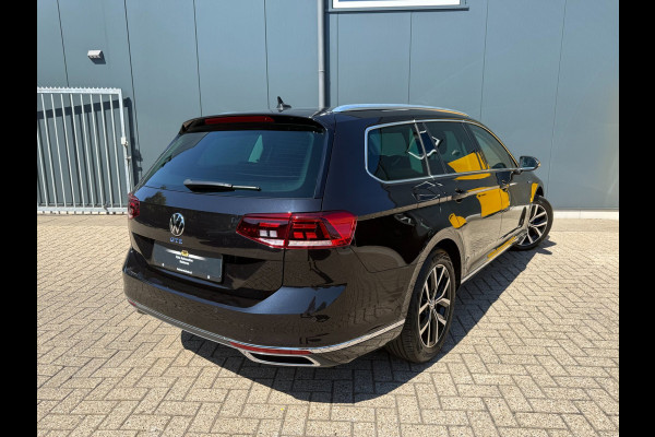 Volkswagen Passat Variant 1.4 TSI PHEV GTE * Trekhaak * AUTOMAAT * Parkeercamera * Head-up Display *