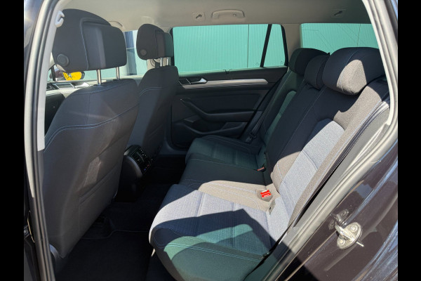 Volkswagen Passat Variant 1.4 TSI PHEV GTE * Trekhaak * AUTOMAAT * Parkeercamera * Head-up Display *