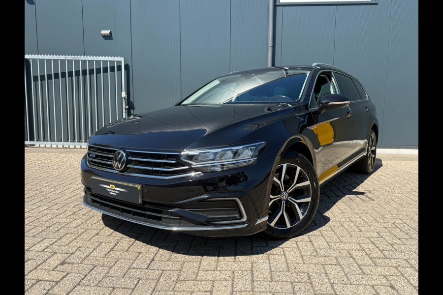 Volkswagen Passat Variant 1.4 TSI PHEV GTE * Trekhaak * AUTOMAAT * Parkeercamera * Head-up Display *