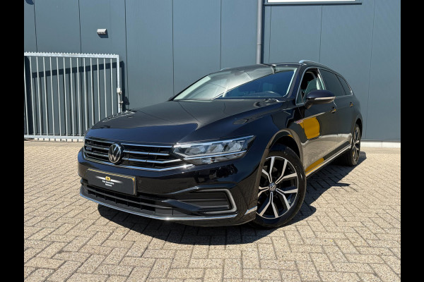 Volkswagen Passat Variant 1.4 TSI PHEV GTE * Trekhaak * AUTOMAAT * Parkeercamera * Head-up Display *