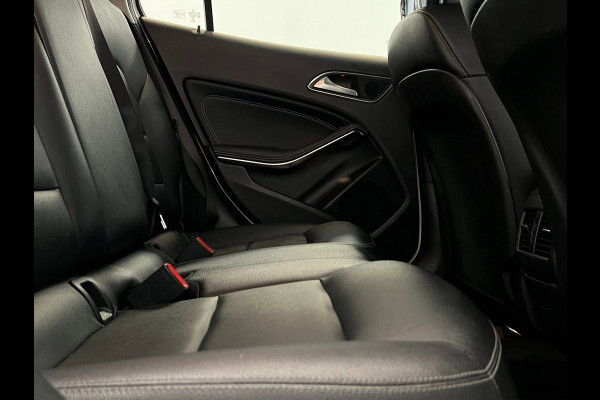 Mercedes-Benz GLA 180 Urban / Leder / Clima / Stoelverwarming