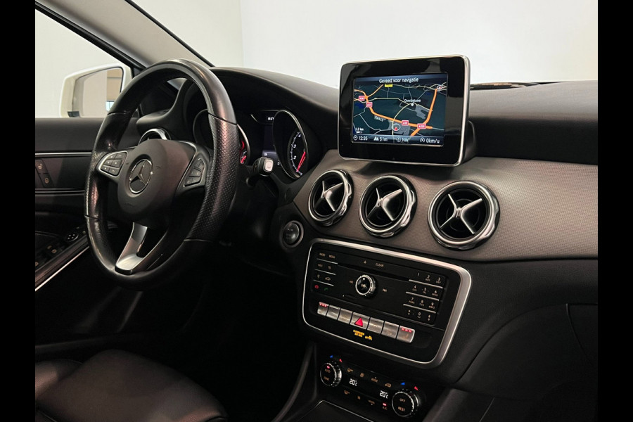 Mercedes-Benz GLA 180 Urban / Leder / Clima / Stoelverwarming