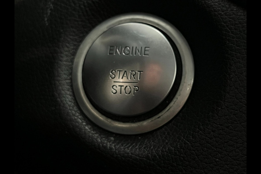 Mercedes-Benz GLA 180 Urban / Leder / Clima / Stoelverwarming