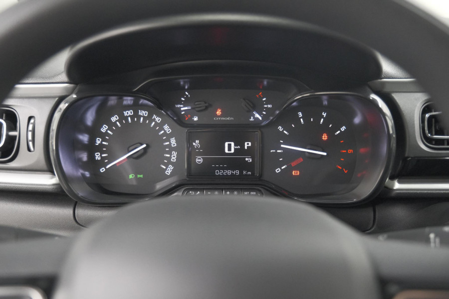 Citroën C3 PureTech 110 EAT6 Max | Apple Carplay | Parkeersensoren | Climate Control | 16 Inch Lichtmetalen Velgen