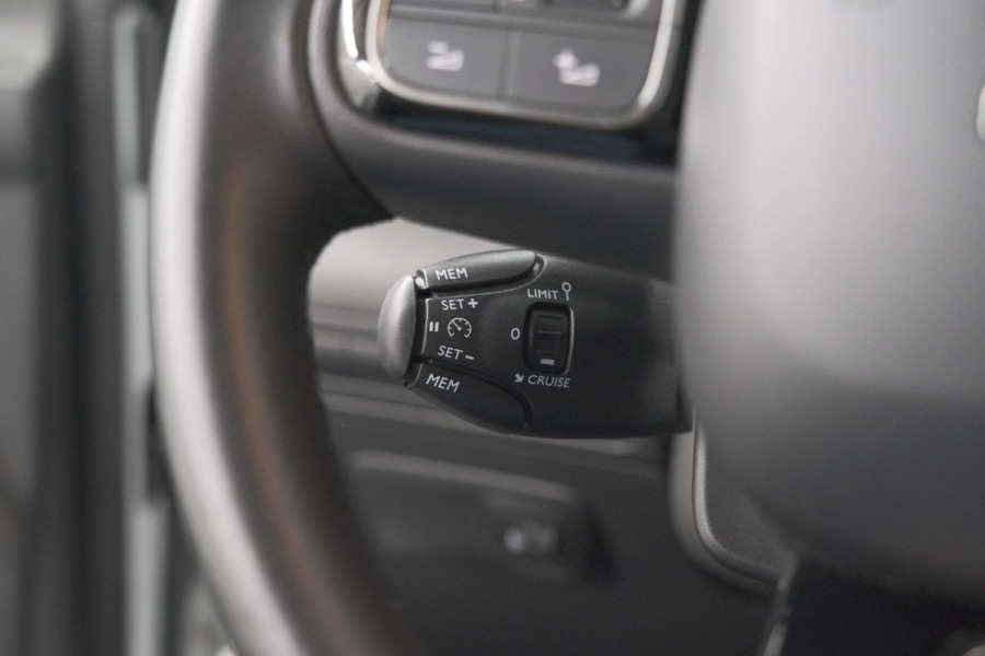Citroën C3 Aircross PureTech 130 EAT6 Plus | Stoelverwarming | Parkeersensoren | Apple Carplay