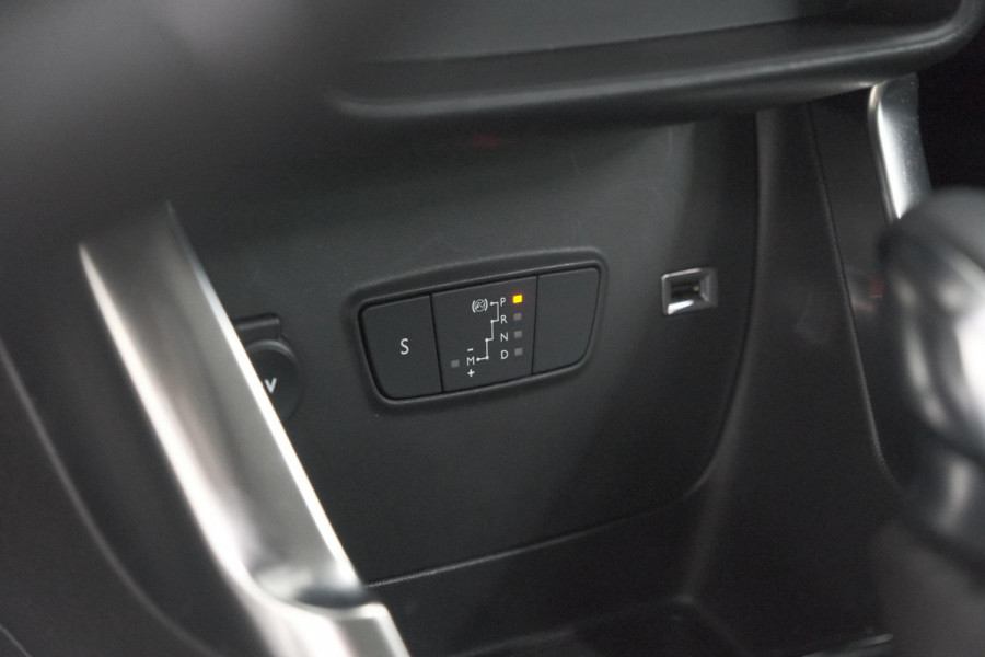 Citroën C3 Aircross PureTech 130 EAT6 Plus | Stoelverwarming | Parkeersensoren | Apple Carplay