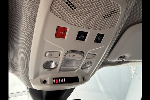 Jeep Avenger 1.2 Altitude | Winterpakket | Camera | Apple/Android CarPlay | JBL audio | Electrische kofferklep | Meer foto's volgen!