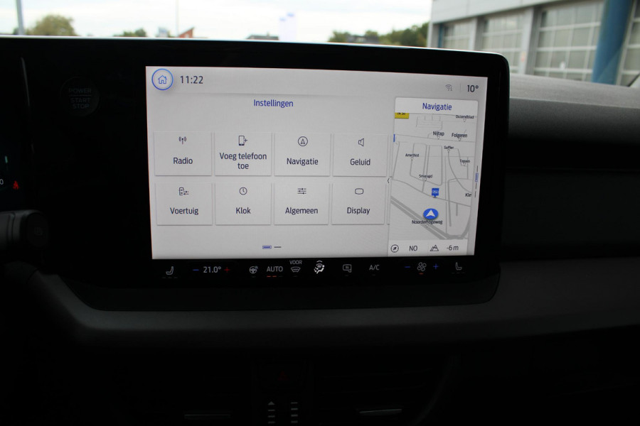 Ford E-Transit Courier Limited 44 kWh 136pk | DEMO | Trekhaak | Driver Assistance Pack met Navigatie | Led laadruimte verlichting | Laadvloerbescherming Rubber
