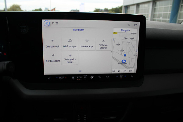 Ford E-Transit Courier Limited 44 kWh 136pk | DEMO | Trekhaak | Driver Assistance Pack met Navigatie | Led laadruimte verlichting | Laadvloerbescherming Rubber