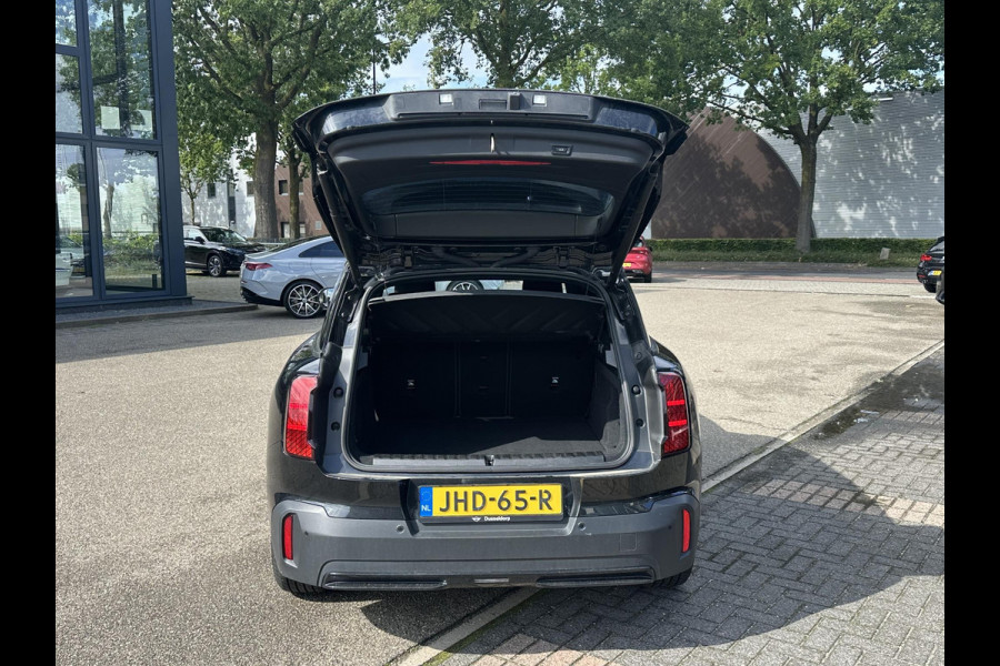 MINI Countryman E Blackyard 66.5 kWh SOH 100% | VAN: € 37.900,- VOOR: € 35.877,- UW HERFSTVOORDEEL: € 2.023,- | HEAD UP DISPAY | ACHTERUIT RIJ CAMERA | STOELVERWARMING | FABRIEKS GARANTIE 10-2028