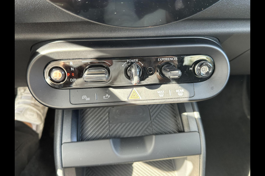MINI Countryman E Blackyard 66.5 kWh SOH 100% | VAN: € 37.900,- VOOR: € 35.877,- UW HERFSTVOORDEEL: € 2.023,- | HEAD UP DISPAY | ACHTERUIT RIJ CAMERA | STOELVERWARMING | FABRIEKS GARANTIE 10-2028
