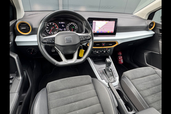 Seat Arona 1.0 TSI 110pk Style * AUTOMAAT* Navigatiesysteem* Parkeercamera * Alcantara *
