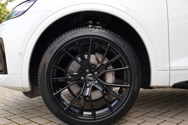 Audi Q5 50 TFSI e S edition | BTW | SOH 89% | PANO | LEDER | 4X STOELVERWARMING | 21 INCH | MEMORY |