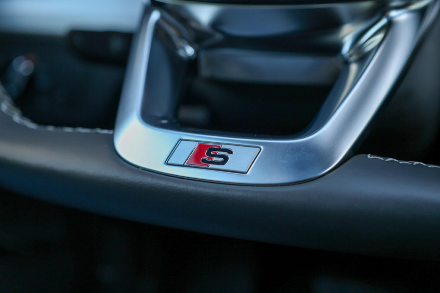 Audi Q5 50 TFSI e S edition | BTW | SOH 89% | PANO | LEDER | 4X STOELVERWARMING | 21 INCH | MEMORY |