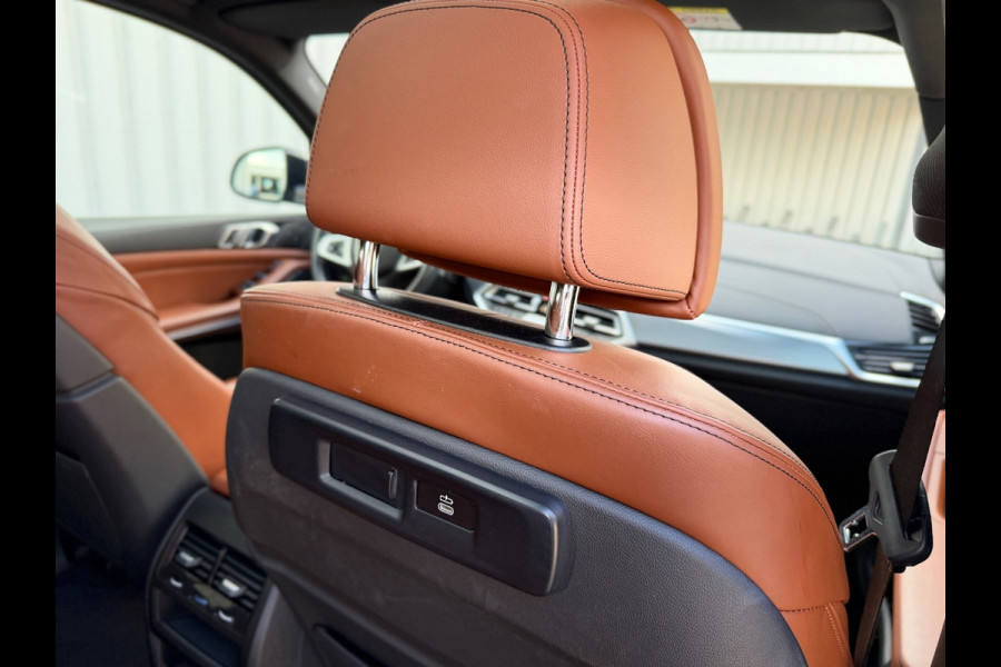 BMW X5 X-Drive 45e M-Sport -50 Jaar Edition Panoramadak Luchtvering 22"Lm Org-Ned Dealer Auto