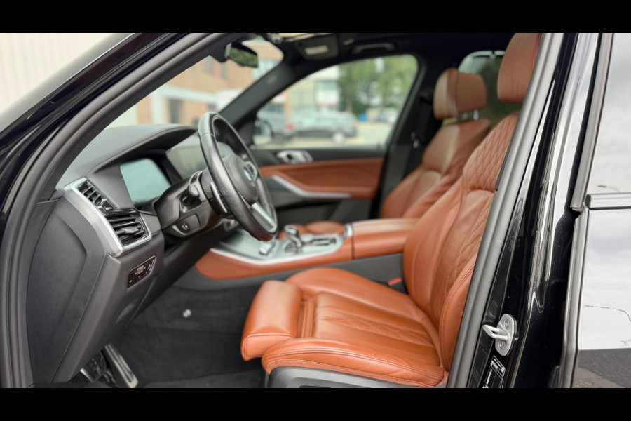 BMW X5 X-Drive 45e M-Sport -50 Jaar Edition Panoramadak Luchtvering 22"Lm Org-Ned Dealer Auto