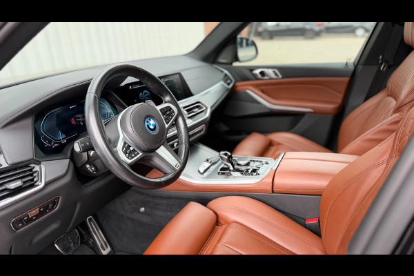 BMW X5 X-Drive 45e M-Sport -50 Jaar Edition Panoramadak Luchtvering 22"Lm Org-Ned Dealer Auto