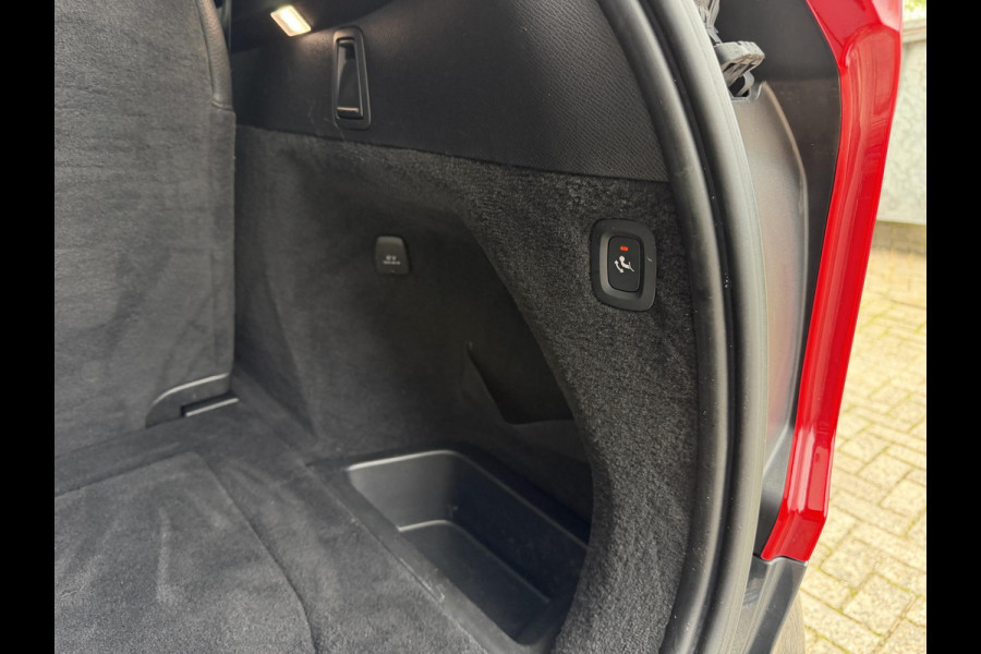 Volvo XC90 2.0 T8 Recharge AWD Inscription Expression 19"/Leder/Trekhaak/Standkachel/Harman Kardon/Camera/Full LED/Apple Carplay & Android Auto/Keyless/Adaptieve cruise