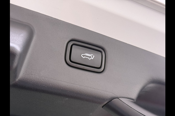 Kia Niro EV ExecutiveLine 204PK 64.8kWh Adap.Cruise Head-Up Stoelverwarming+Ventilatie Camera Schuif-/Kanteldak Apple Carplay Android Auto E SOH 100% Elek.Stoelen Memory Privacy Glas DAB Elek.Achterklep Lmv 17" 1e Eigenaar Dealeronderhouden Origineel Nederlandse Auto