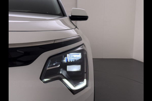 Kia Niro EV ExecutiveLine 204PK 64.8kWh Adap.Cruise Head-Up Stoelverwarming+Ventilatie Camera Schuif-/Kanteldak Apple Carplay Android Auto E SOH 100% Elek.Stoelen Memory Privacy Glas DAB Elek.Achterklep Lmv 17" 1e Eigenaar Dealeronderhouden Origineel Nederlandse Auto