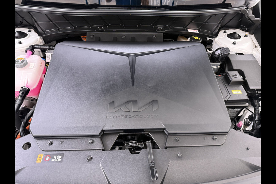 Kia Niro EV ExecutiveLine 204PK 64.8kWh Adap.Cruise Head-Up Stoelverwarming+Ventilatie Camera Schuif-/Kanteldak Apple Carplay Android Auto E SOH 100% Elek.Stoelen Memory Privacy Glas DAB Elek.Achterklep Lmv 17" 1e Eigenaar Dealeronderhouden Origineel Nederlandse Auto