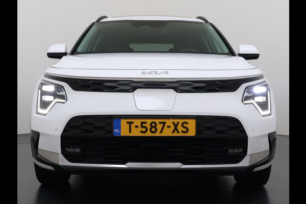 Kia Niro EV ExecutiveLine 204PK 64.8kWh Adap.Cruise Head-Up Stoelverwarming+Ventilatie Camera Schuif-/Kanteldak Apple Carplay Android Auto E SOH 100% Elek.Stoelen Memory Privacy Glas DAB Elek.Achterklep Lmv 17" 1e Eigenaar Dealeronderhouden Origineel Nederlandse Auto