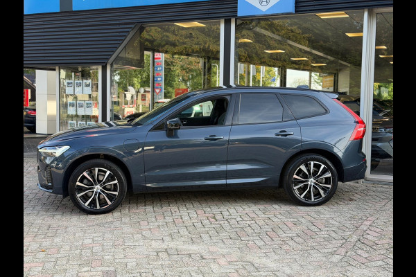 Volvo XC60 2.0 T8 Plug-in hybrid AWD Ultimate Dark Pano / Afn. Trekhaak / Camera / Stoel memorie / Stoel & Stuurw. verw.
