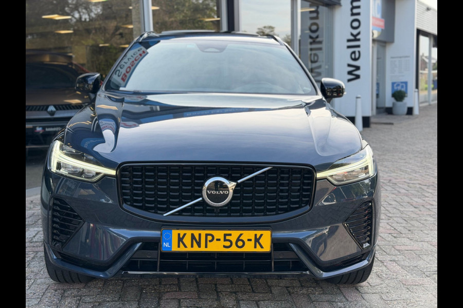 Volvo XC60 2.0 T8 Plug-in hybrid AWD Ultimate Dark Pano / Afn. Trekhaak / Camera / Stoel memorie / Stoel & Stuurw. verw.