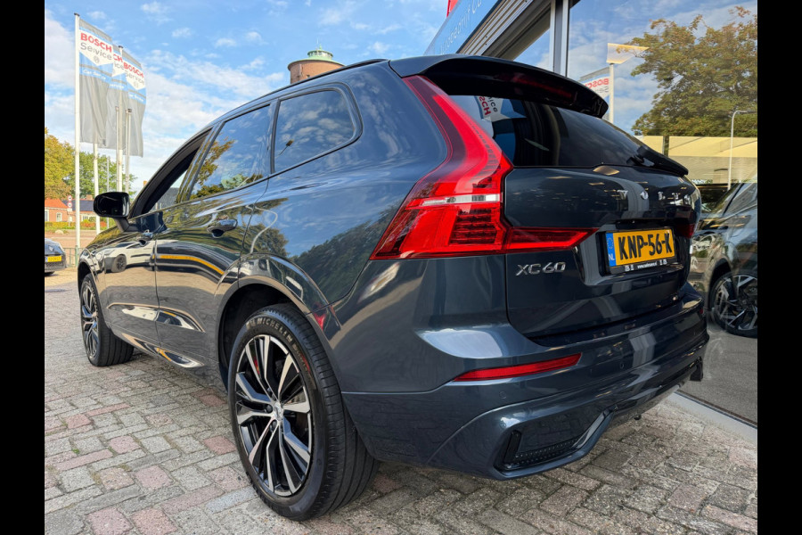 Volvo XC60 2.0 T8 Plug-in hybrid AWD Ultimate Dark Pano / Afn. Trekhaak / Camera / Stoel memorie / Stoel & Stuurw. verw.