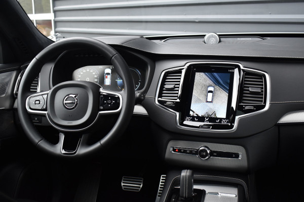Volvo XC90 2.0 T8 Recharge AWD R-Design | Panorama | Bowers&Wilkins | Trekhaak | Luchtvering | 22'' Wielen | ACC | Head- Up |