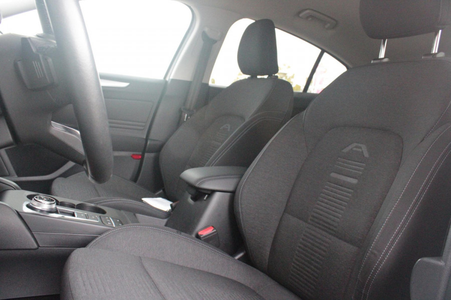 Ford Focus 1.5 EcoBoost 150PK AUTOMAAT ACTIVE BUSINESS | AFNEEMBARE TREKHAAK | TECHNOLOGY PACK: (ADAPTIVE CRUISE CONTROL, GROOTLICHT ASSISTENT, TRAFFIC SIGN RECOGNITION, EVASIVE STEERING ASSIST, DRIVER ALERT, LANE CENTRING ASSIST EN STOP & GO) | PARKING PACK: (VOLLEDIG AUTOMATISCH INPARKEREN, WIDE VIEW ACHTERUITRIJ CAMERA, DOOR EDGE PROTECTORS) | BANG & OLUFSEN AUDIOSYSTEM: (9 SPEAKERS EN 1 SUBWOOVER ,DAB+ RADIO) | COMFORT PACK: (AUTOMATISCHE AIRCONDITIONING, FORD KEYLESS ENTRY/START) | DESIGN PACK 2 ACTIVE BUSINESS: (PRIVACY GLASS, 18" Y-DESIGN BLACK LICHTMETALEN VELGEN, FULL LE