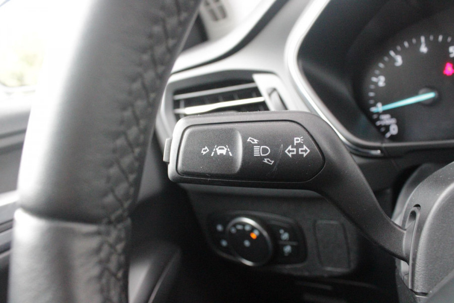 Ford Focus 1.5 EcoBoost 150PK AUTOMAAT ACTIVE BUSINESS | AFNEEMBARE TREKHAAK | TECHNOLOGY PACK: (ADAPTIVE CRUISE CONTROL, GROOTLICHT ASSISTENT, TRAFFIC SIGN RECOGNITION, EVASIVE STEERING ASSIST, DRIVER ALERT, LANE CENTRING ASSIST EN STOP & GO) | PARKING PACK: (VOLLEDIG AUTOMATISCH INPARKEREN, WIDE VIEW ACHTERUITRIJ CAMERA, DOOR EDGE PROTECTORS) | BANG & OLUFSEN AUDIOSYSTEM: (9 SPEAKERS EN 1 SUBWOOVER ,DAB+ RADIO) | COMFORT PACK: (AUTOMATISCHE AIRCONDITIONING, FORD KEYLESS ENTRY/START) | DESIGN PACK 2 ACTIVE BUSINESS: (PRIVACY GLASS, 18" Y-DESIGN BLACK LICHTMETALEN VELGEN, FULL LE