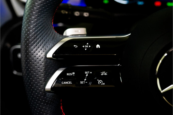 Mercedes-Benz A-Klasse 250 e Premium AMG Facelift 218PK | Pano | Sfeer | Keyless | Carplay | 12 MND Garantie